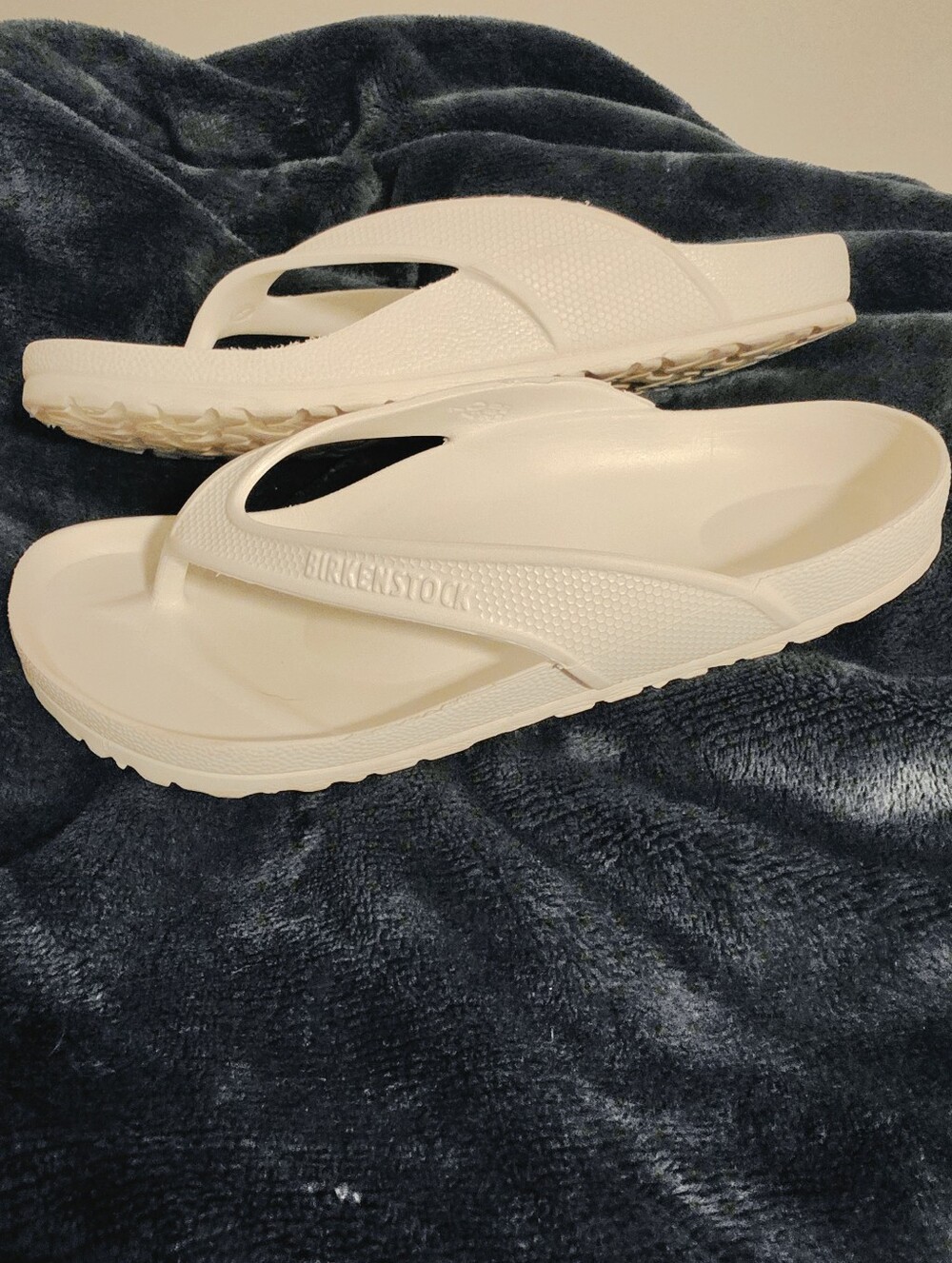 Birkenstock Honolulu Essentials Flip Flops - Picture 4 of 6